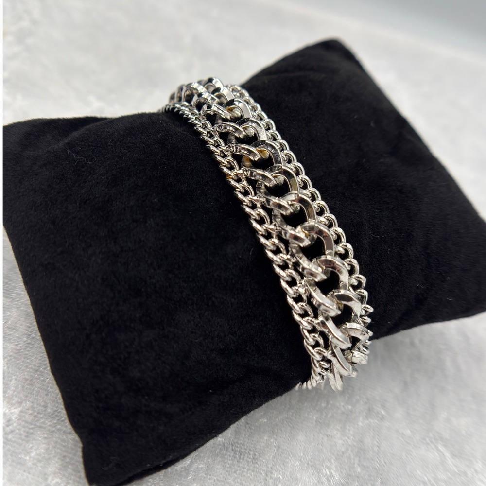 Vintage Sarah Coventry‎ Camelot Silver Tone Triple Chain Bracelet Estate Jewelry